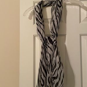 Zebra print black and white polyester scarf